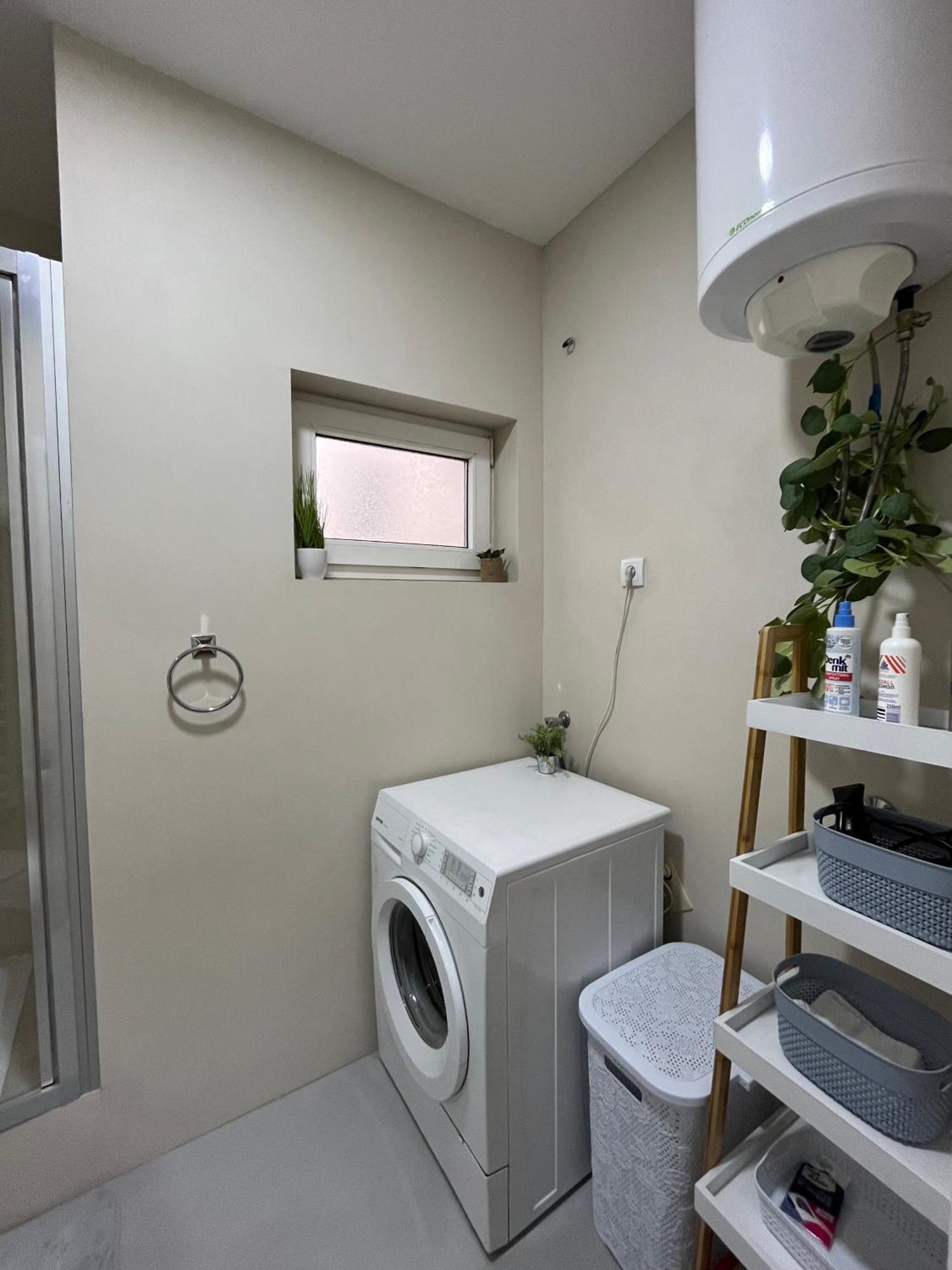 Apartment Vera With Free Garage Νόβι Σαντ Εξωτερικό φωτογραφία